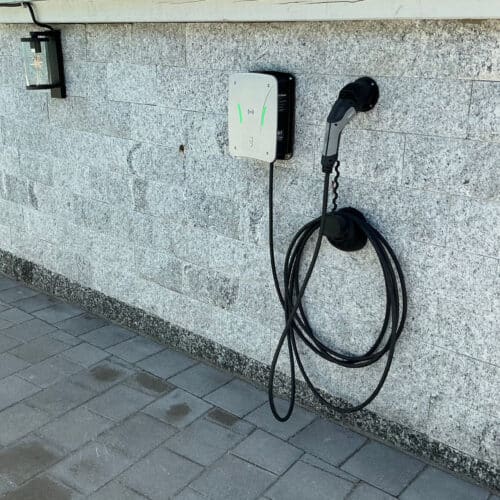 Lademöglichkeit E-Auto Parkplatz